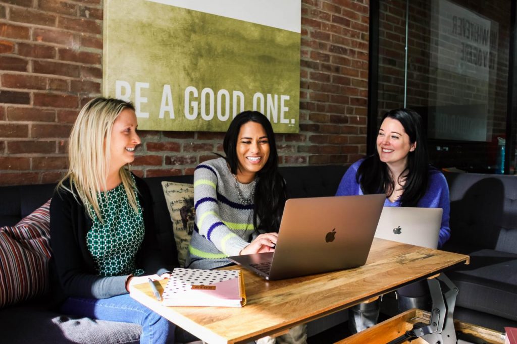 200 Powerful Marketing Interview Questions To Hire The Best